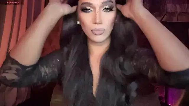 Lo_la_69 on StripChat 