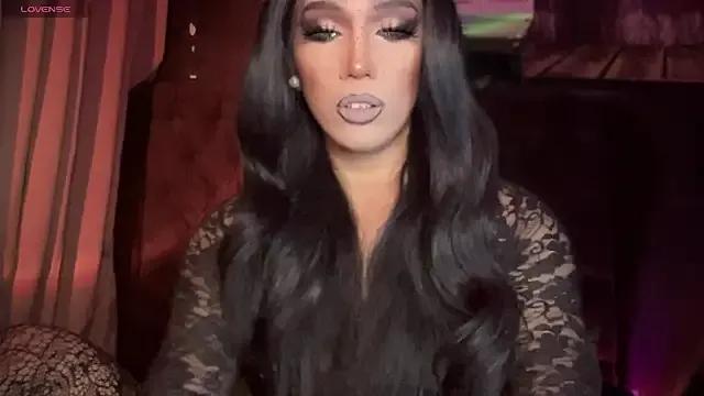 Lo_la_69 on StripChat 