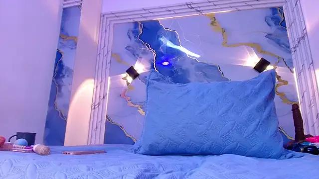 lorrayne_ on StripChat 