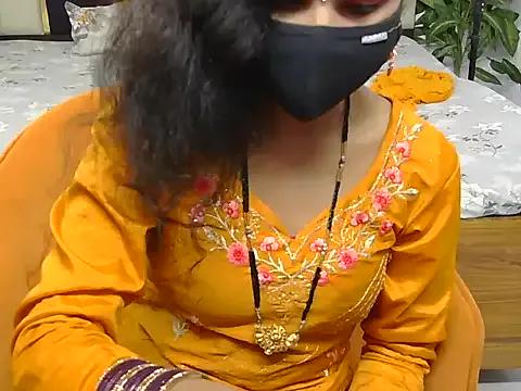 Freechat Lovelyy-couple on StripChat