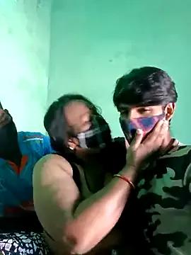 Freechat LoveOnStream on StripChat