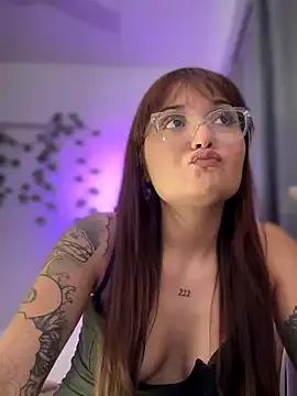 Freechat LunaXuan on StripChat