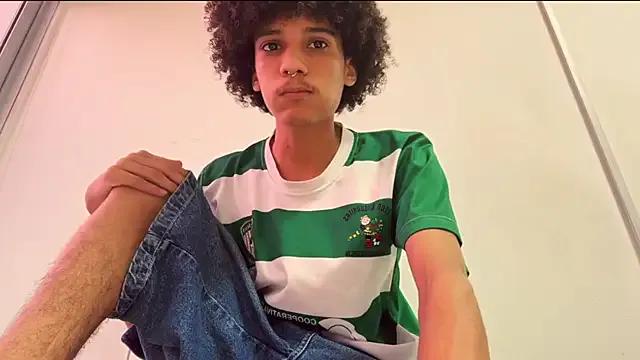 Freechat Max_Rain on StripChat