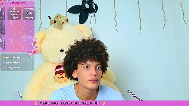 Freechat Max_Rain on StripChat