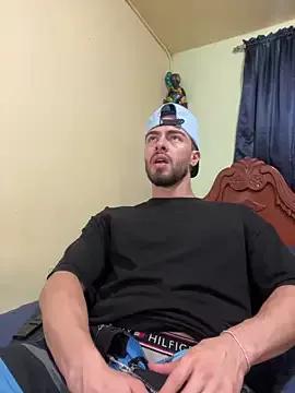 MaxDell — Make Me Undress 