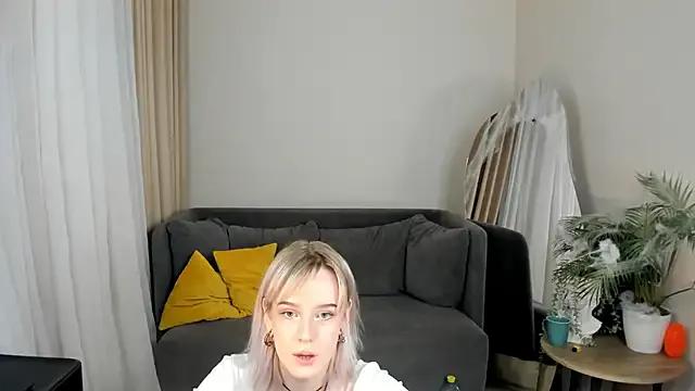 Freechat MayWins on StripChat