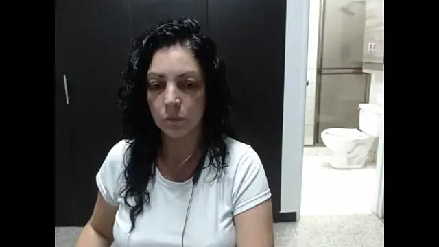 Freechat mijal_queen on StripChat