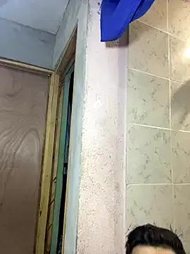 Freechat Milanyvero_ on StripChat