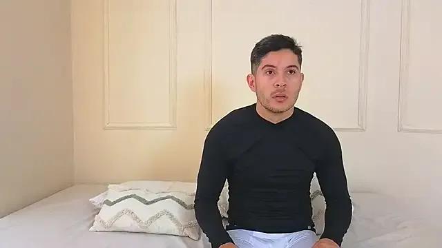 Freechat mr_danni on StripChat