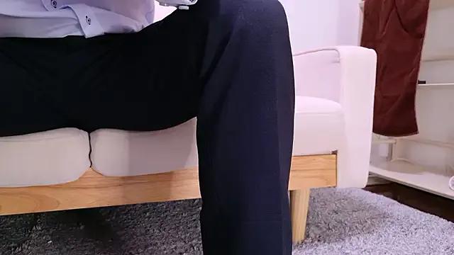 Group NAGETLADY_CO_JP on StripChat