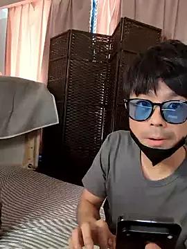 Group NAGETLADY_CO_JP on StripChat