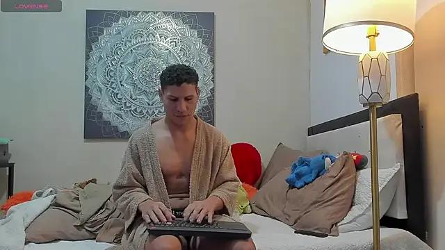 Freechat nakedfoam1 on StripChat