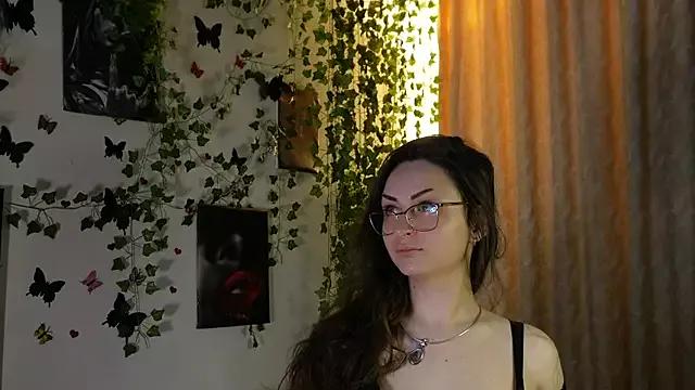 Freechat NaughtYHomemadE on StripChat