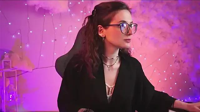 Freechat OliviaMcClean on StripChat