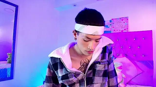 Freechat OzorioDany on StripChat