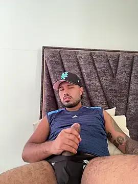 PapiStan on StripChat 