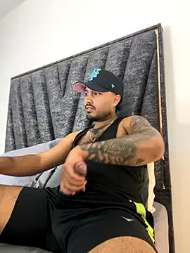 PapiStan on StripChat 