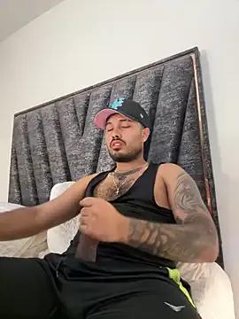 PapiStan on StripChat 