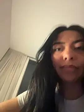 Freechat PetitLumiere on StripChat