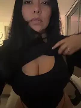 Freechat PetitLumiere on StripChat