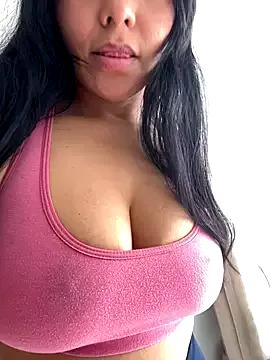 Freechat PetitLumiere on StripChat