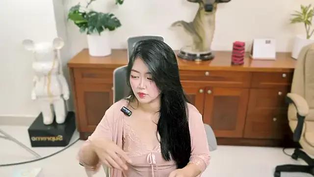 Pickmegirl_999 — Nc  ch khp ngi