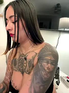 StripChat Rae_Lil_White is Freechat Rae_Lil_White — PLAY WITH MY CLIT UNTIL CUM IN FINGERS