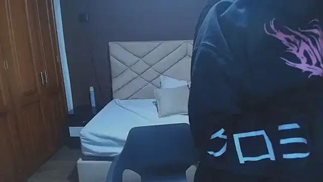 Raquel_jones — domy wet pussy