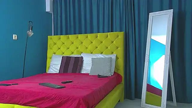 Freechat RubyHills on StripChat