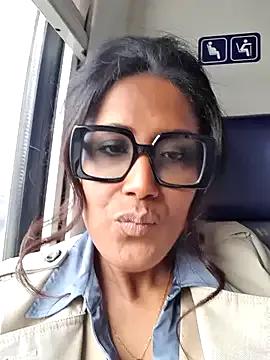 Private ShanialaFrancaise on StripChat