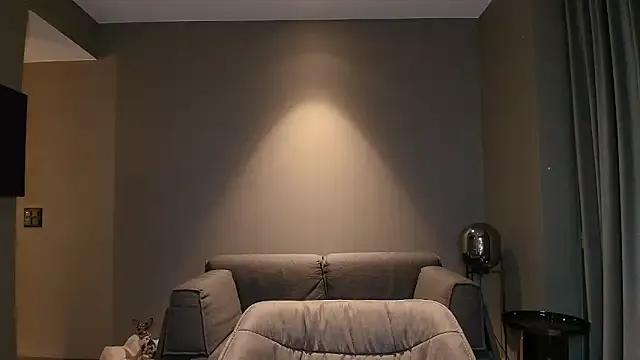 Freechat shayblonde on StripChat