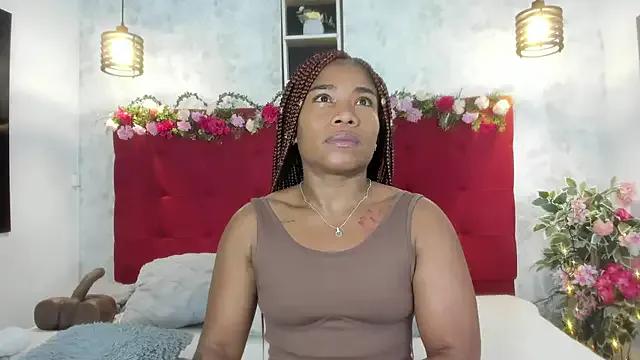 Freechat SilvannaFit on StripChat