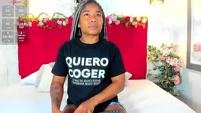 Freechat SilvannaFit on StripChat