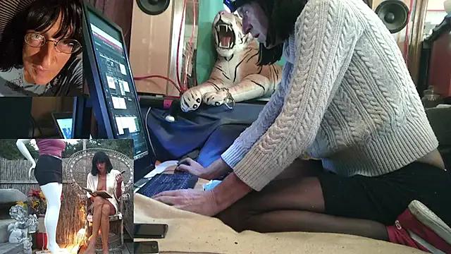 SissiDomination on StripChat 