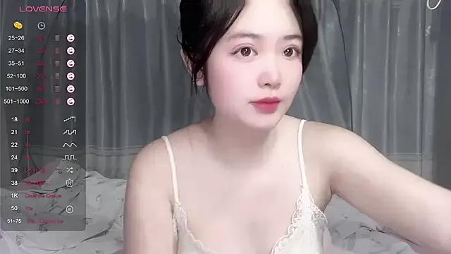 Freechat tender-11 on StripChat