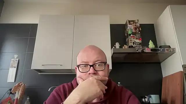 theitalianbear — CUM AT GOAL OR IN PVT SHOW