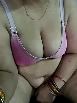 Freechat thelustybitch on StripChat