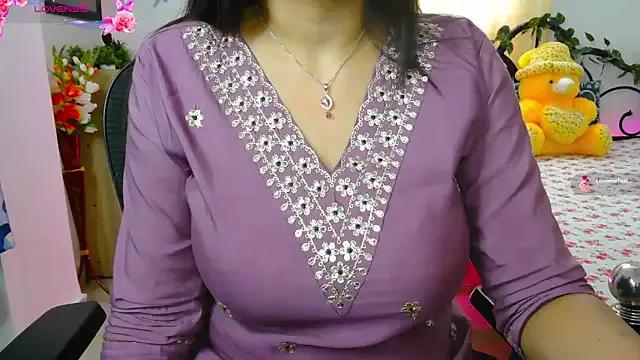 Freechat thyAnvi on StripChat