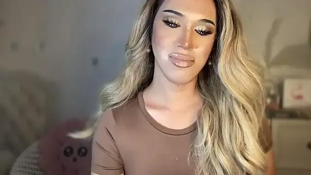 Freechat Ts_glamxxxx on StripChat