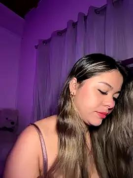 Freechat tuckersabrina on StripChat