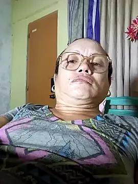 Freechat UrAsianPrincessDanie on StripChat