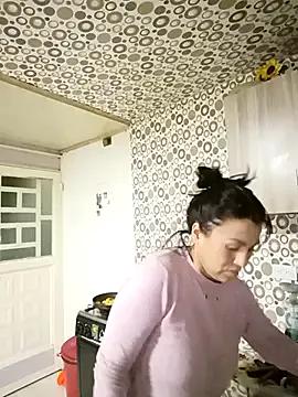 vanessa-titisM — Squirs