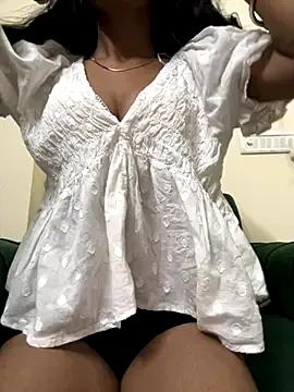 Freechat vidhi_00 on StripChat
