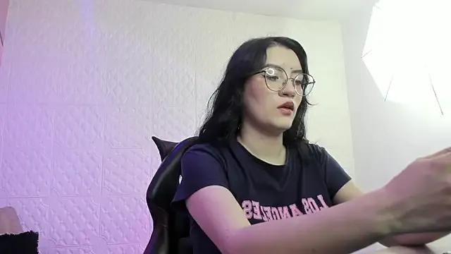 Freechat Violetaa_diazz on StripChat