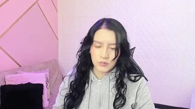 Freechat Violetaa_diazz on StripChat