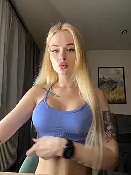 Freechat Vladamais on StripChat