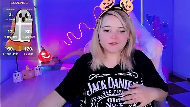 Freechat waifumochi_chan on StripChat