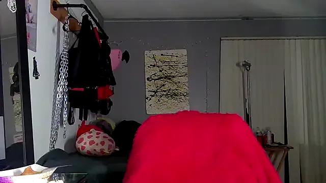 Freechat xoFrankie on StripChat