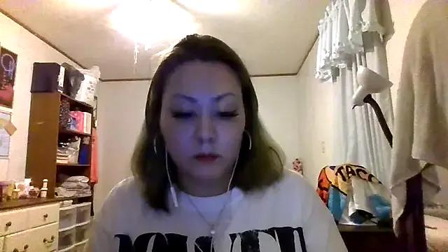 YOUNGFLICKA — Shoes